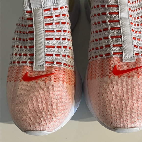 Nike react, phantom Flyknit Women’s Sneakers  Gray /Orange/ White. Size 10 - Picture 14 of 16